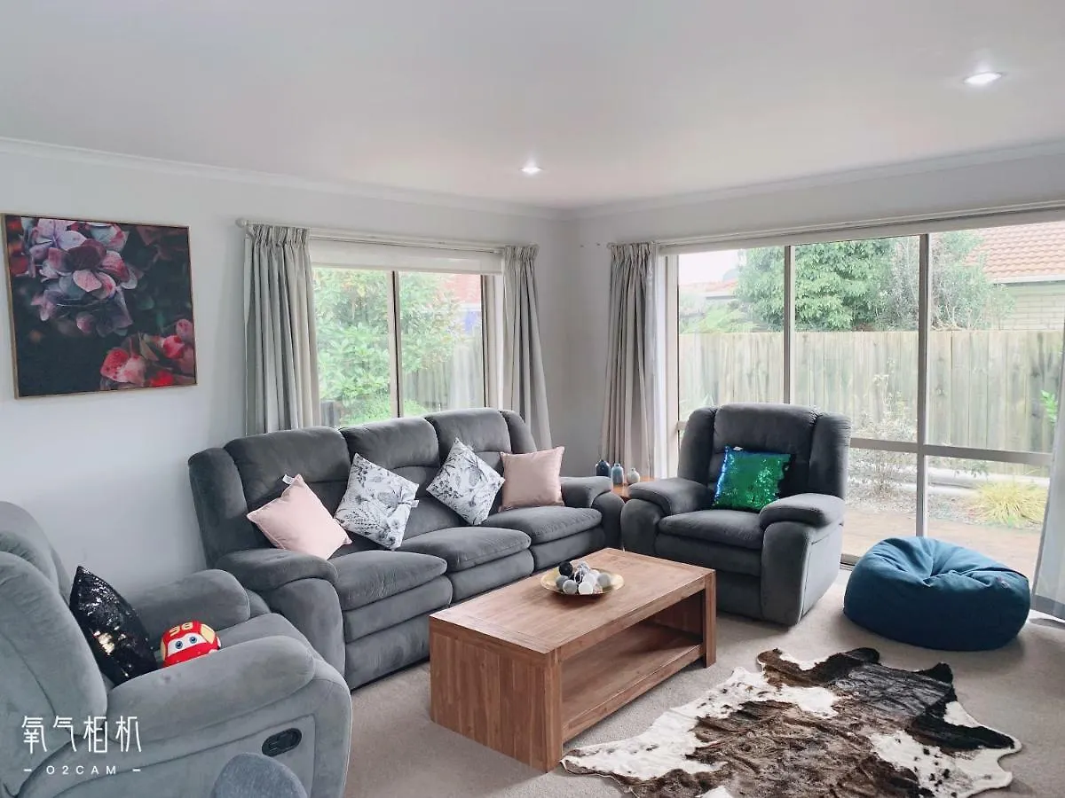 Cosy Rotorua Center Holiday Home